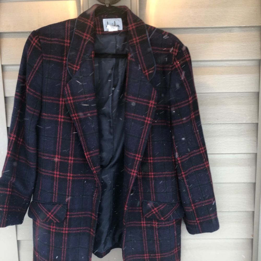 90s style blazer